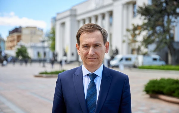 Ukrayna Prezidentinin xüsusi nümayəndəsi: "Rusiya hərbi-siyasi rəhbərliyi atəşkəs qərarında səmimi deyil"