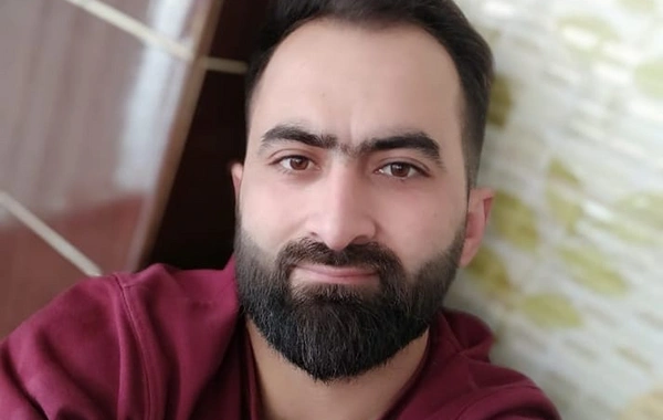 Bakıda avtoyuma məntəqəsinin işçisi maşında faciəvi şəkildə öldü - FOTO