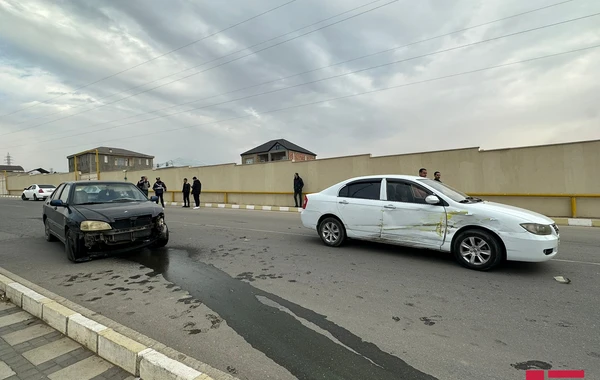 Naxçıvanda 2 maşın toqquşdu: Xəsarət alan var - FOTO