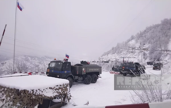 Из Ханкенди в направлении Лачына беспрепятственно проехали еще 23 автомобиля миротворцев - ФОТО