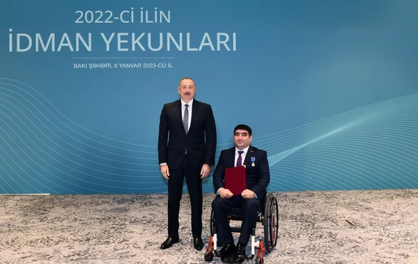 İlham Əliyev bir qrup idmançıya və idman mütəxəssisinə yeni mənzillər verdi - SİYAHI - FOTO/VİDEO