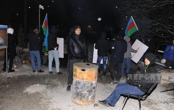 Xankəndi-Laçın yolunda aksiya şaxtalı havada da fasiləsiz davam edir - FOTO