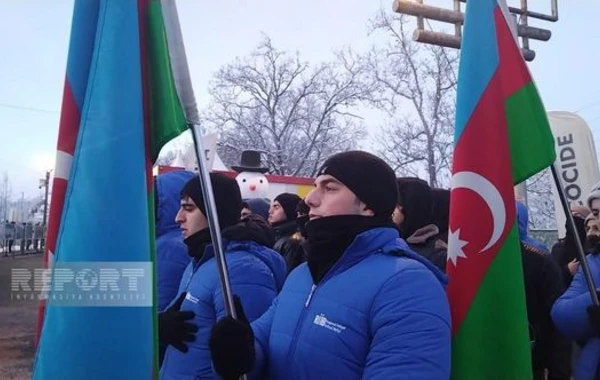 Сегодня по дороге Ханкенди - Лачын проехали 18 автомобилей миротворцев - ОБНОВЛЕНО + ФОТО