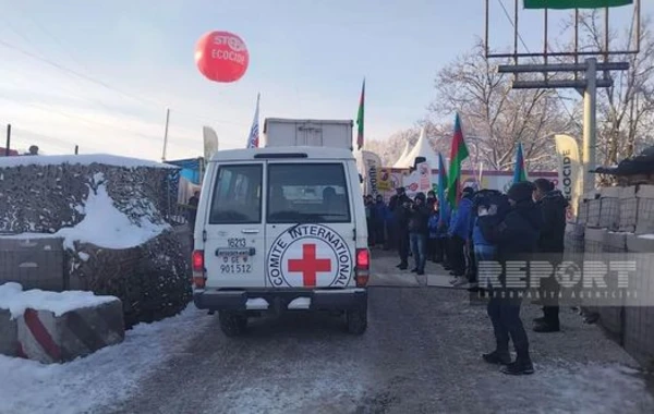 Сегодня по дороге Ханкенди - Лачын проехали 18 автомобилей миротворцев - ОБНОВЛЕНО + ФОТО