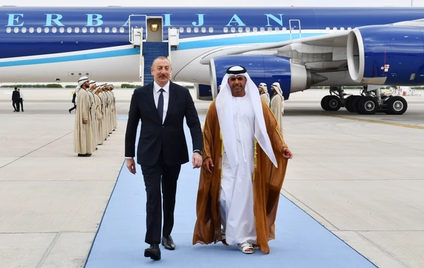 Prezident İlham Əliyev Birləşmiş Ərəb Əmirliklərinə işgüzar səfərə gedib - FOTO