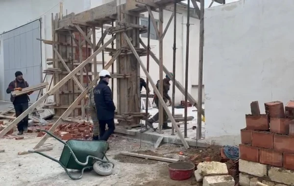 “Qanlı göl” ərazisində tikilən qanunsuz obyekt sökülüb - FOTO/VİDEO