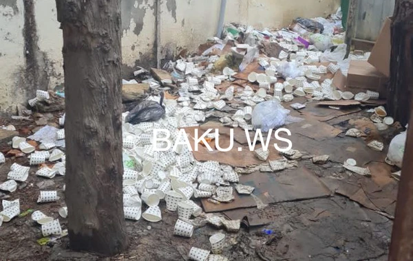 Bakıda 1 saylı poliklinikada antisanitar vəziyyət - FOTO/VİDEO