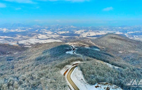 Qarlı "Zəfər Yolu"ndan görüntülər - FOTO/VİDEO