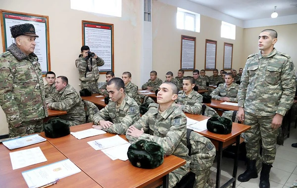 Начальник Генштаба посетил расположенную на границе с Арменией воинскую часть коммандос - ФОТО