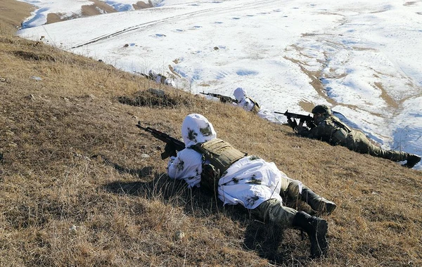 Начальник Генштаба посетил расположенную на границе с Арменией воинскую часть коммандос - ФОТО