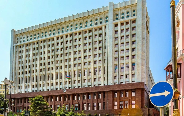 Əfv Komissiyasının növbəti iclası keçirilib, 100-dən çox müraciətə baxılıb