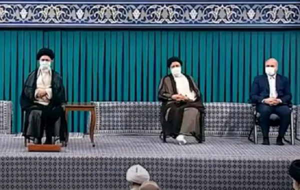 İrandan kim daha çox oğurlayıb: Şah ailəsi, yoxsa molla rejimi? - VİDEO