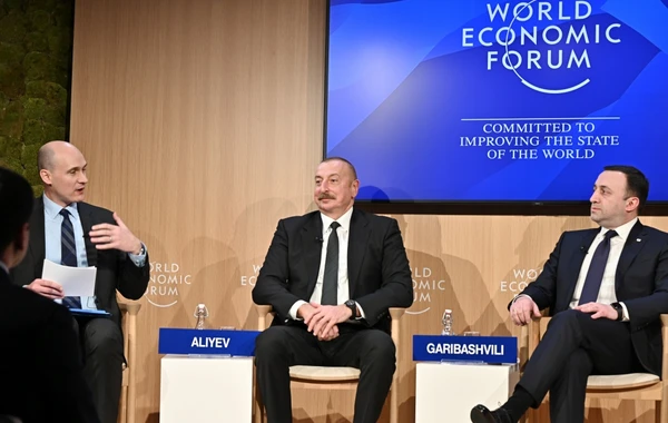 İlham Əliyev Dünya İqtisadi Forumu çərçivəsində keçirilən panel iclasında iştirak edib - FOTO/VİDEO - YENİLƏNİB-2