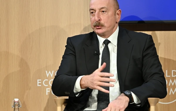 İlham Əliyev Dünya İqtisadi Forumu çərçivəsində keçirilən panel iclasında iştirak edib - FOTO/VİDEO - YENİLƏNİB-2