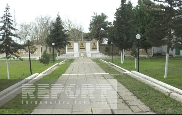 Şəhidin qardaşı: “Sovet hərbçisi Əbülfəzin barmağını kəsib nişan üzüyünü götürmüşdü” - FOTO