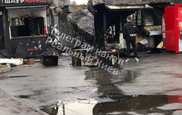Взрыв у станции метро в Киеве - ВИДЕО