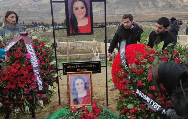 Əməkdar artist Tünzalə Əliyeva dəfn edildi - FOTO