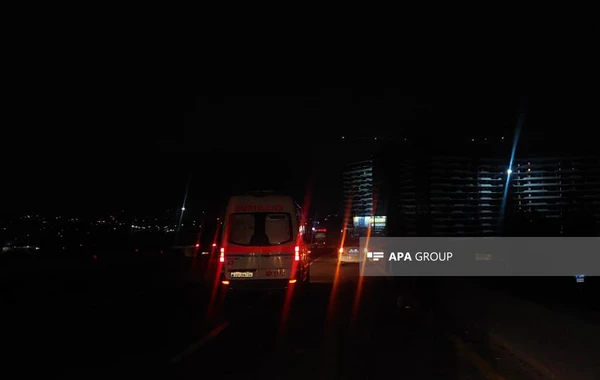 Bakı-Sumqayıt yolunda avtomobil aşıb - FOTO