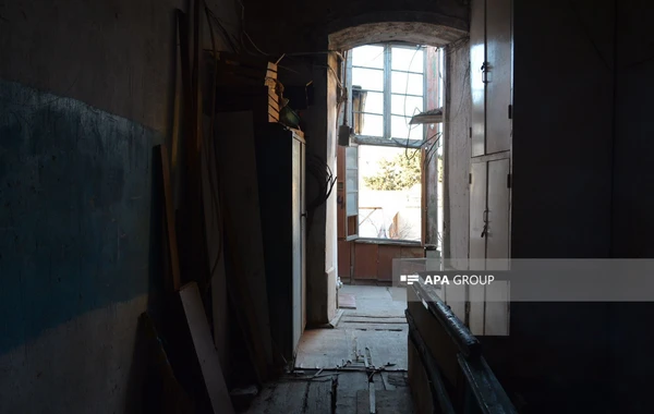 Bakıda daha bir bina sökülür: Sakinlərə kompensasiya ödəniləcək - FOTO