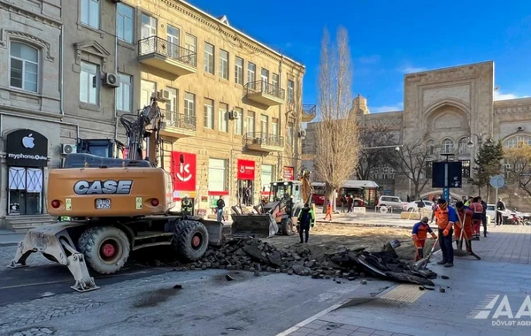 Bakıda bu yol təmir edilir - FOTO