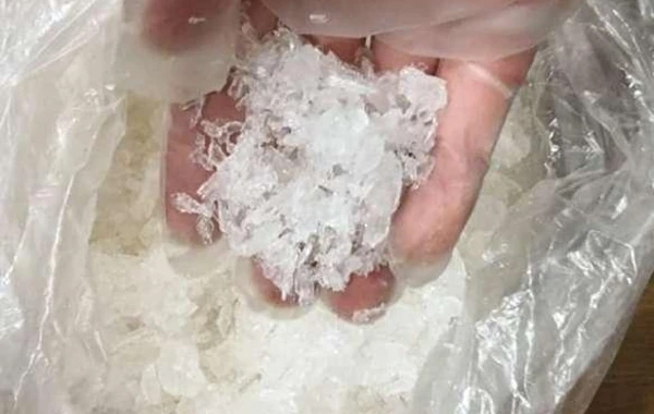 Naxçıvan-Bakı avtobusunda şirniyyat qutusundan 6 kq  narkotik aşkar edildi - FOTO