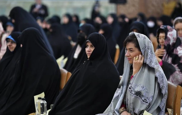 Annanın ümidinə qalan Tehran: Etirazçı İran qadınlarına sayğısız Akopyan - ŞƏRH - FOTO
