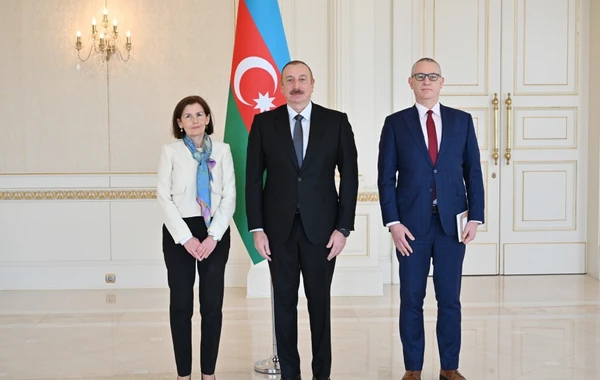 Президент Ильхам Алиев принял верительные грамоты нового посла Франции в Азербайджане - ФОТО