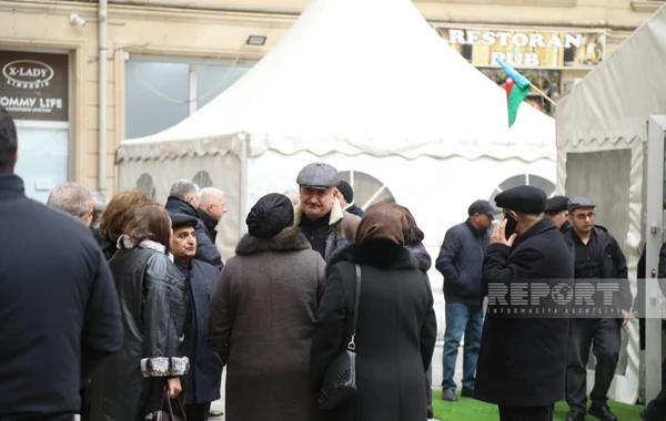 Продолжается траурная церемония по погибшему при теракте в посольстве Азербайджана - ФОТО