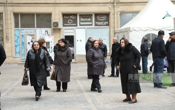Продолжается траурная церемония по погибшему при теракте в посольстве Азербайджана - ФОТО