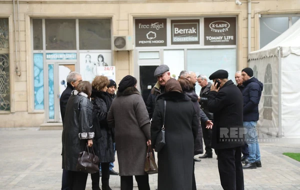 Продолжается траурная церемония по погибшему при теракте в посольстве Азербайджана - ФОТО