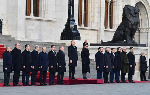 Budapeştdə Azərbaycan Prezidenti İlham Əliyevin rəsmi qarşılanma mərasimi olub - FOTO