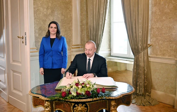 Prezident İlham Əliyevin Macarıstan lideri ilə təkbətək görüşü olub - FOTO/VİDEO - YENİLƏNİB