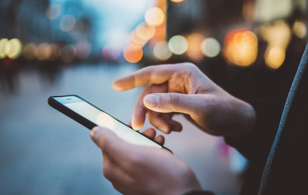 Xaricdən qayıdarkən telefon gətirənlərin NƏZƏRİNƏ! - Fevralın 15-dən... - VİDEO