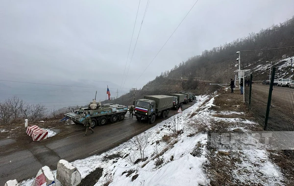 Сегодня по дороге Ханкенди-Лачын беспрепятственно проехали 57 автомобилей миротворцев - ОБНОВЛЕНО + ФОТО
