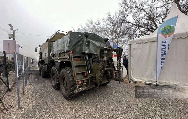 Сегодня по дороге Ханкенди-Лачын беспрепятственно проехали 57 автомобилей миротворцев - ОБНОВЛЕНО + ФОТО