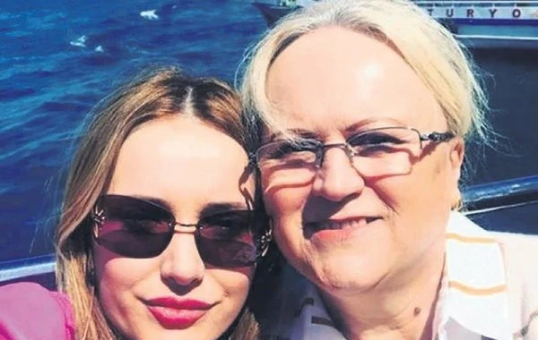 Məşhur aktrisanın mənzilində partlayış oldu: Ev xarabalığa çevrildi - FOTO