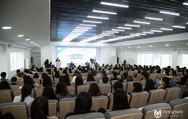 Aktau şəhərində Azərbaycan - Qazaxıstan gənclərinin həmrəylik forumu keçirilib - FOTO