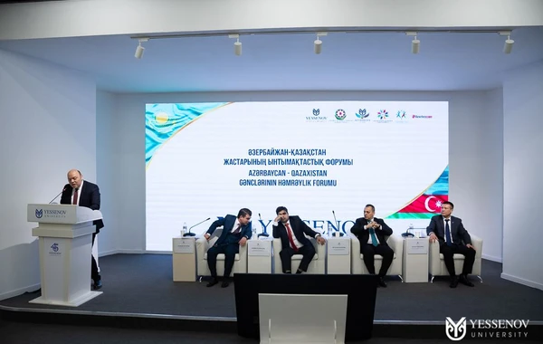 Aktau şəhərində Azərbaycan - Qazaxıstan gənclərinin həmrəylik forumu keçirilib - FOTO