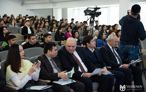 Aktau şəhərində Azərbaycan - Qazaxıstan gənclərinin həmrəylik forumu keçirilib - FOTO