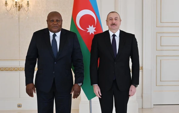 İlham Əliyev Konqo səfirinin etimadnaməsini qəbul edib - YENİLƏNİB - FOTO
