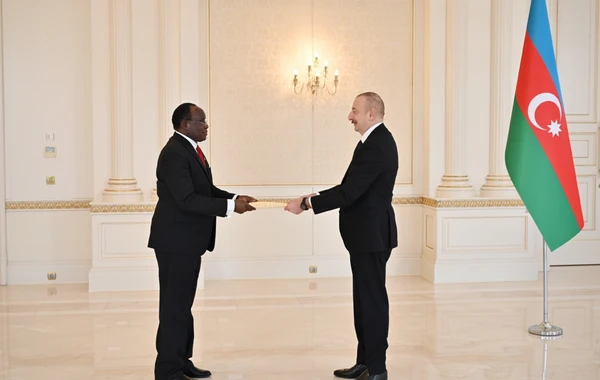 Azərbaycan Prezidenti Namibiya səfirinin etimadnaməsini qəbul edib - YENİLƏNİB - FOTO