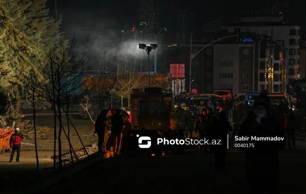 Спасательные работы в Газиантепе продолжались всю ночь - ФОТОРЕПОРТАЖ PhotoStock.az
