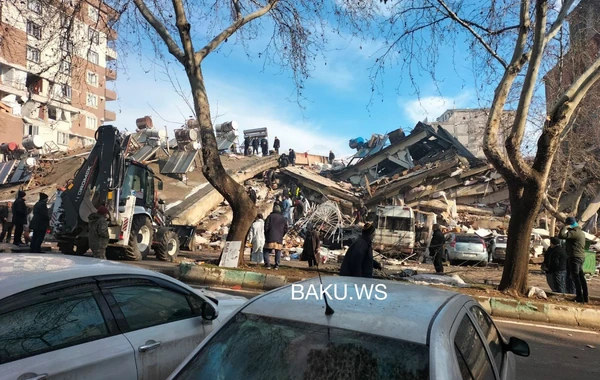 Kahramanmaraşda yaşayan azərbaycanlı qadın dağıntılar altında qalıb - FOTO