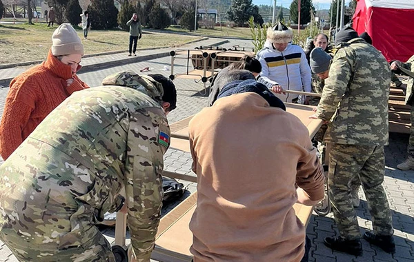 Военный медицинский персонал азербайджанской армии приступил к работе в Кахраманмараше - ФОТО