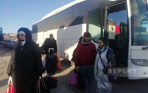 Граждане Азербайджана отправились из Газиантепа на родину - ФОТО