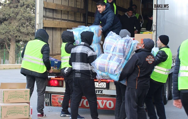 Qida, Pampers, döşək, xalça... - Qardaş ölkəyə edilən hümanitar yardım aksiyasından FOTOREPORTAJ