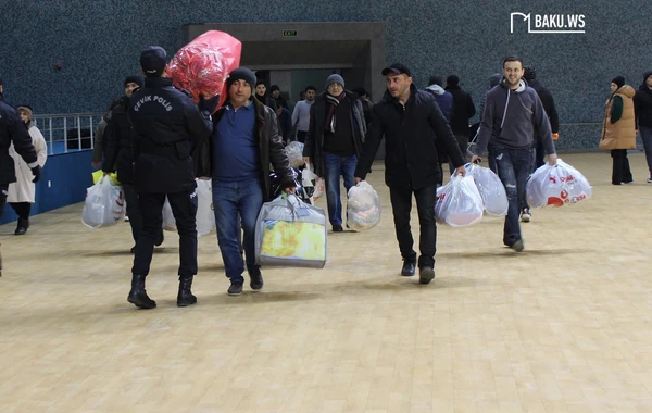 Qida, Pampers, döşək, xalça... - Qardaş ölkəyə edilən hümanitar yardım aksiyasından FOTOREPORTAJ