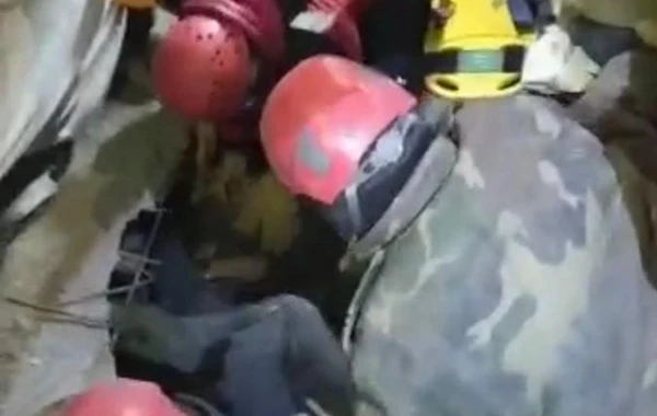 Азербайджанские спасатели в Турции спасли из-под завалов 44 человека - ВИДЕО