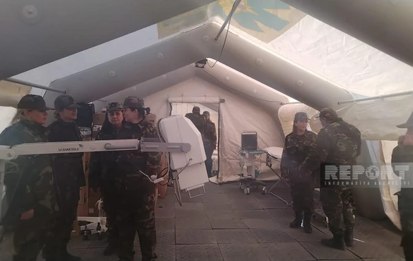 FHN-in kapitanı: "Türkiyədəki hospitalda zəlzələdən zərərçəkmiş 5 nəfəri qəbul etmişik" - FOTO