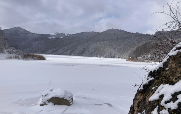Azərbaycan parklarının qış görüntüləri - FOTOREPORTAJ